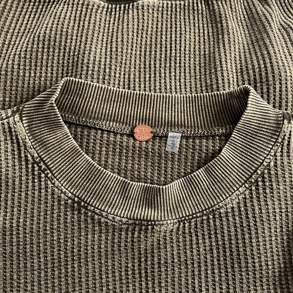 EUC Free People FP One Thermal Cropped Interlaken Top - Picture 5 of 16